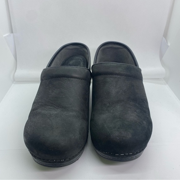 Dansko Black Matte Nursing Clogs - Picture 2 of 6
